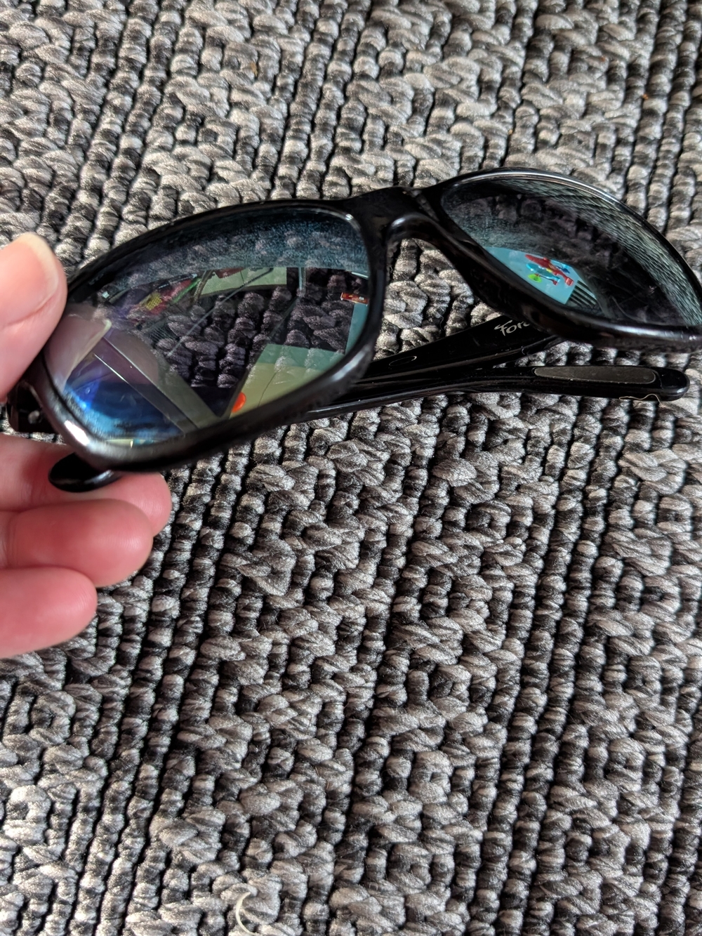 Oakley Black Frame Sunglasses with Green-Blue Mirrored Lenses - Picture 9 of 9